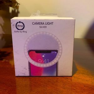 NWT! iRing Clip-on Ring Light